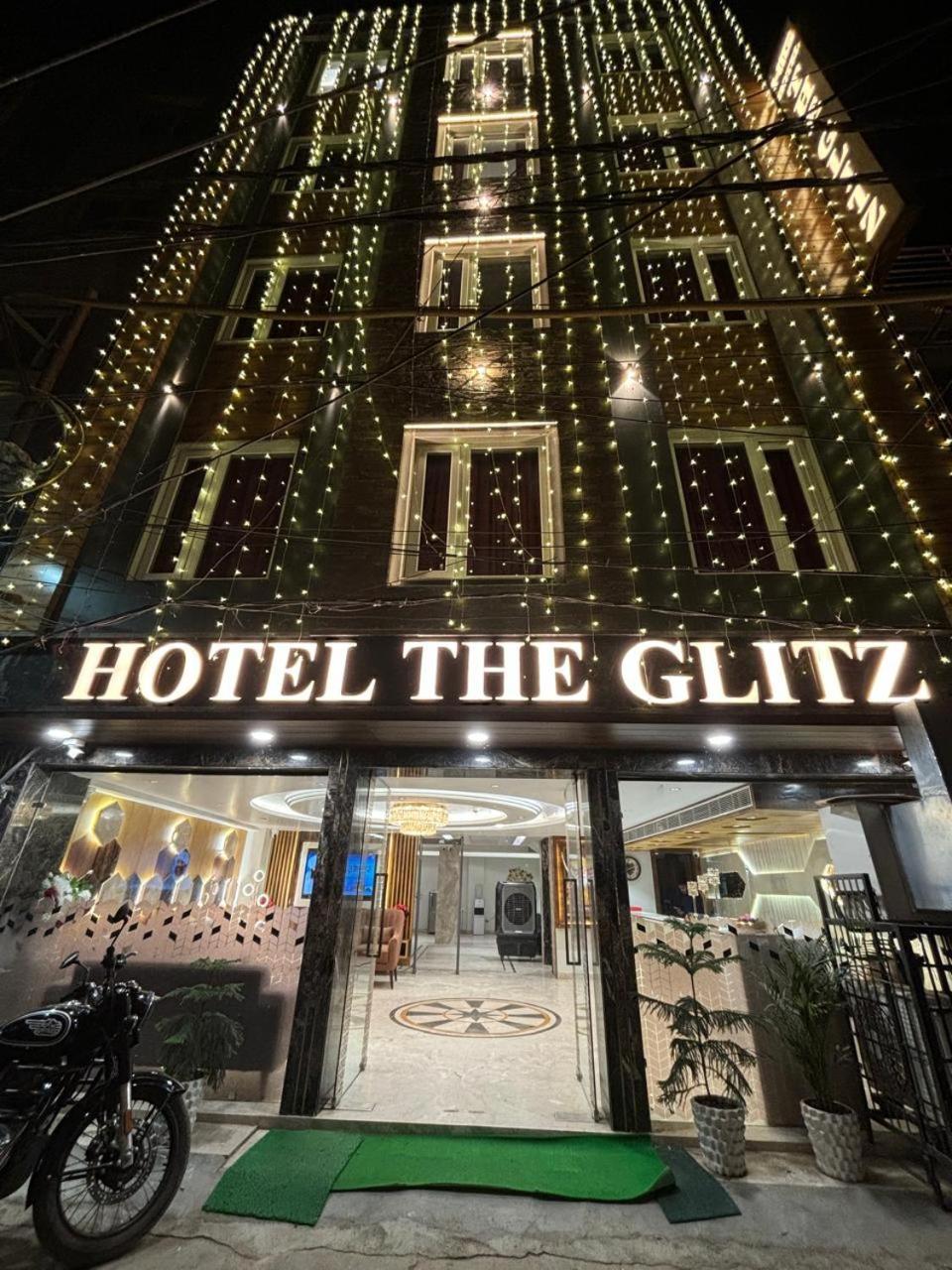Hotel Glitz - Walk In From New Delhi Railway Station Exteriér fotografie