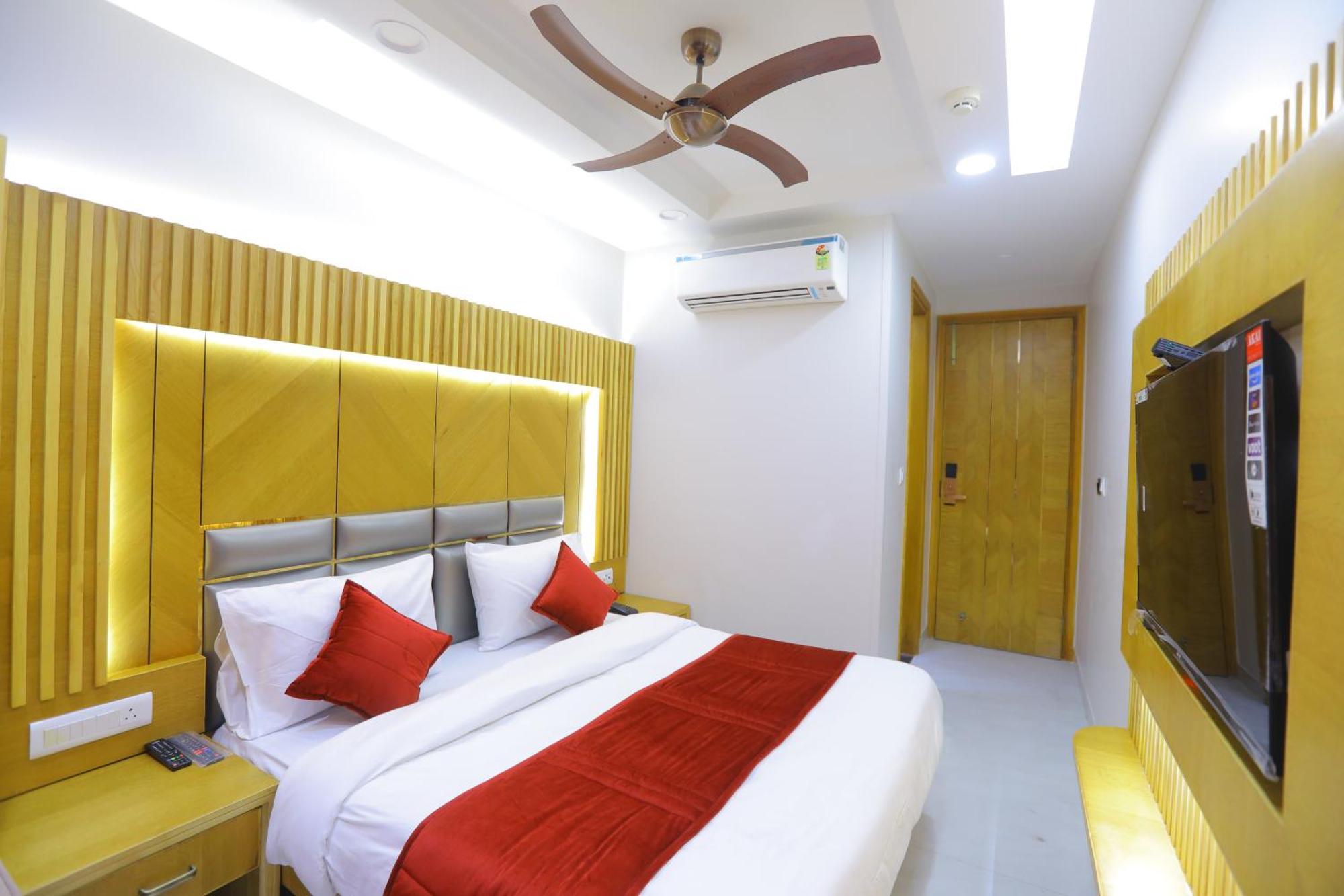Hotel Glitz - Walk In From New Delhi Railway Station Exteriér fotografie