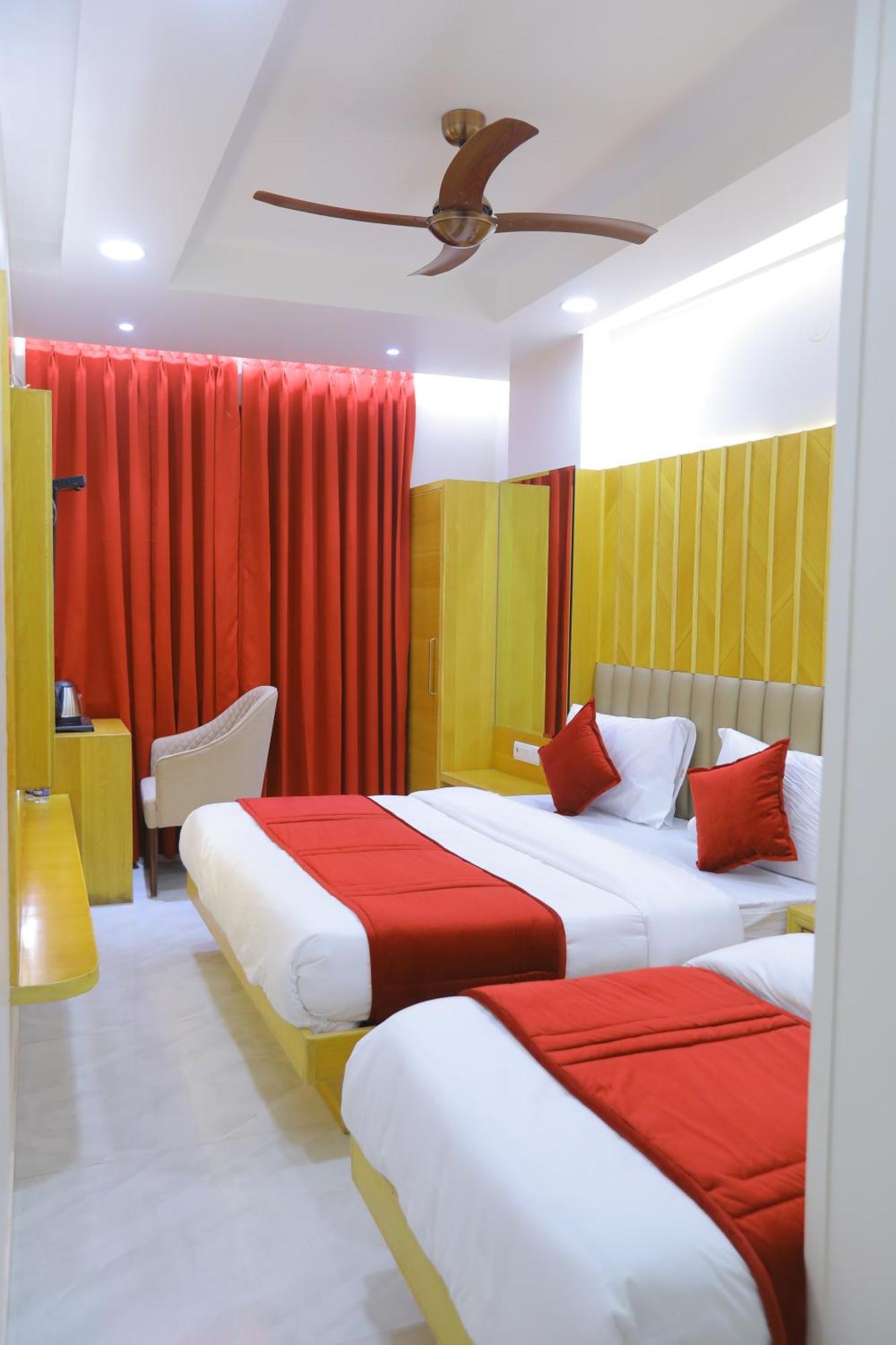 Hotel Glitz - Walk In From New Delhi Railway Station Exteriér fotografie