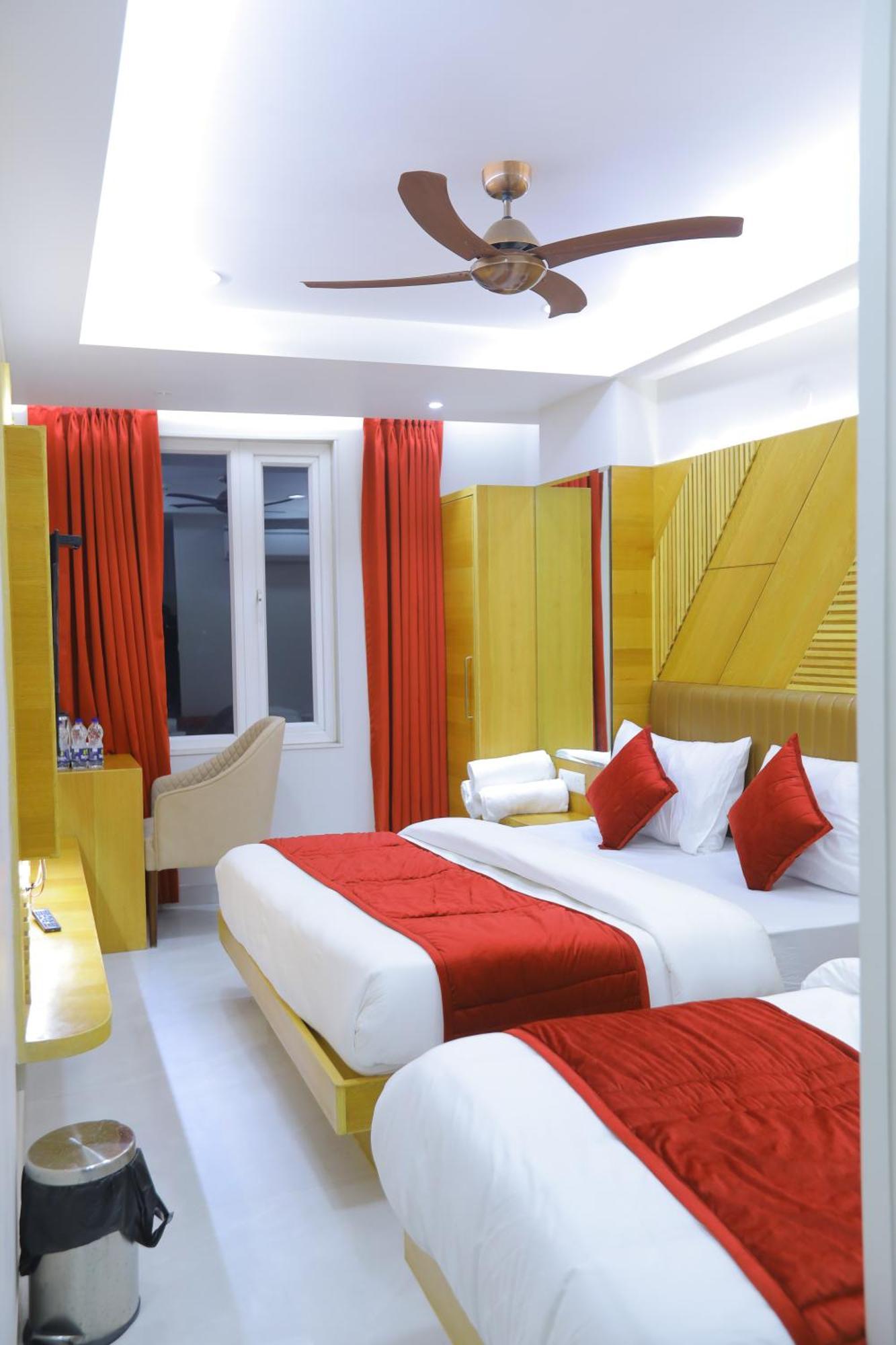 Hotel Glitz - Walk In From New Delhi Railway Station Exteriér fotografie