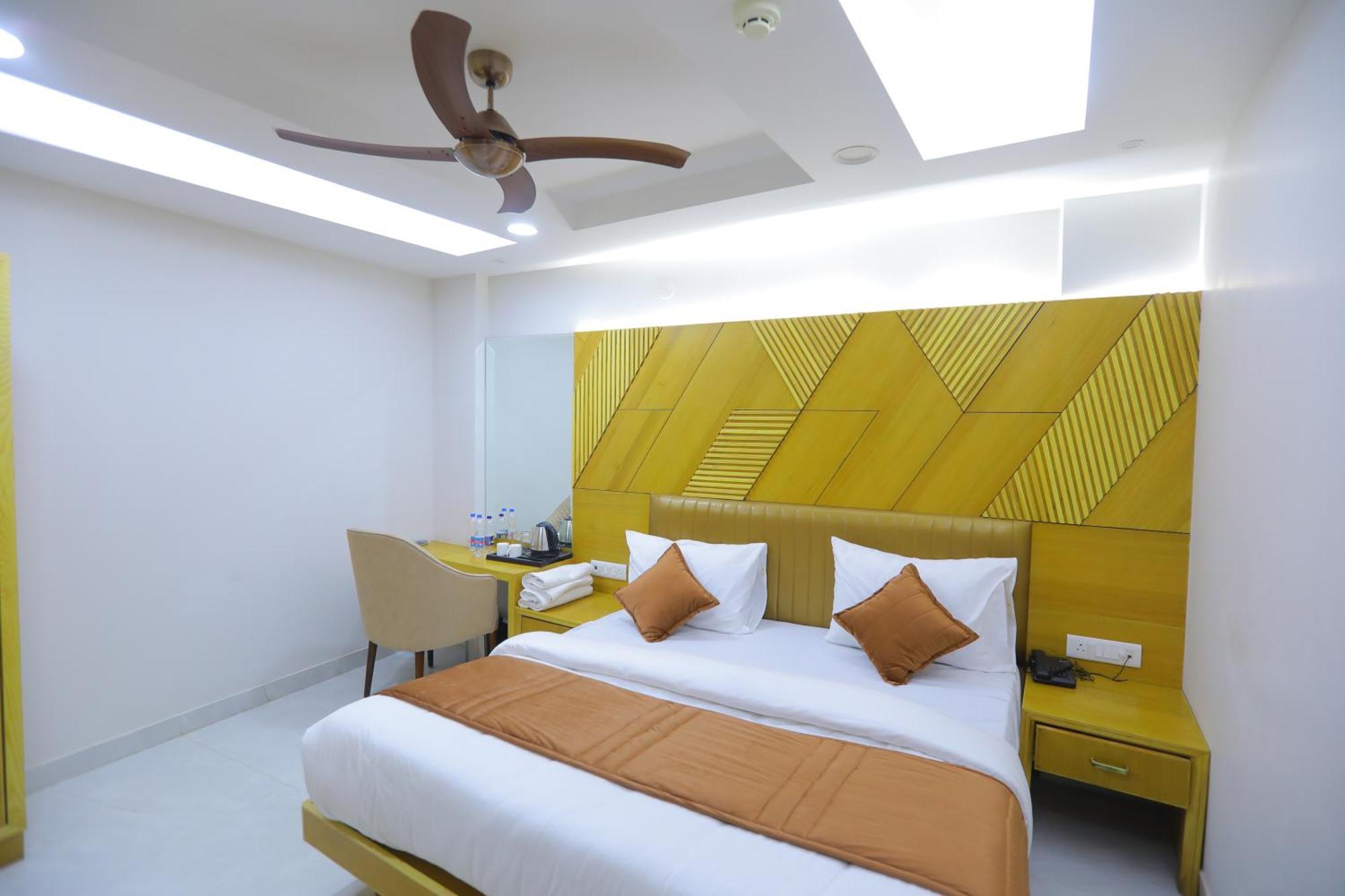 Hotel Glitz - Walk In From New Delhi Railway Station Exteriér fotografie